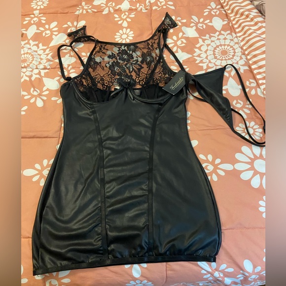 Fredericks of Hollywood Lingerie set - Picture 10 of 12